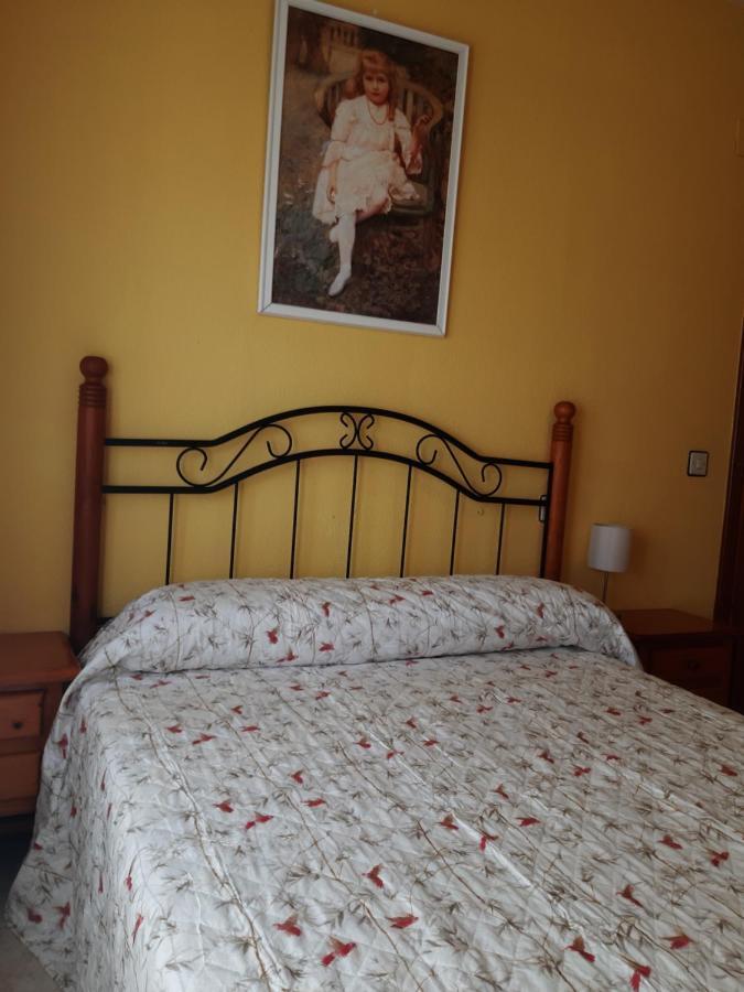 דירות Mombeltrán Casa El Reloj מראה חיצוני תמונה